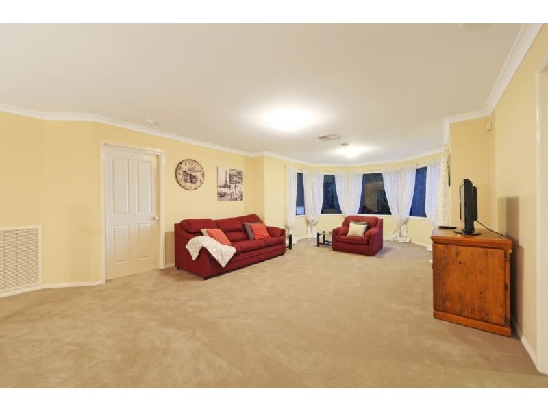 45 Langhorne Crescent, Rowville VIC 3178