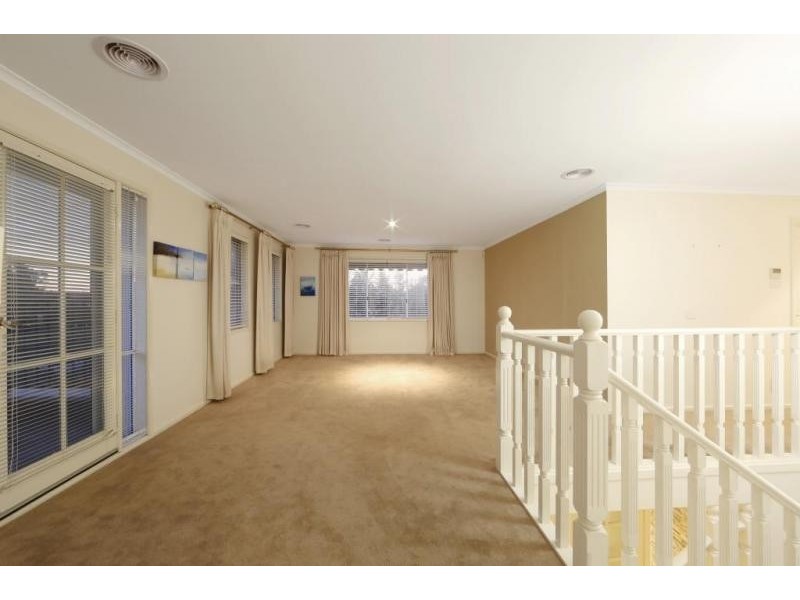 6 George Knox Drive, Rowville VIC 3178