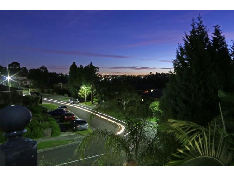 6 George Knox Drive, Rowville VIC 3178