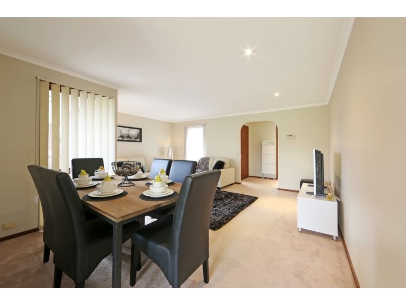 224 Dandelion Drive, Rowville VIC 3178