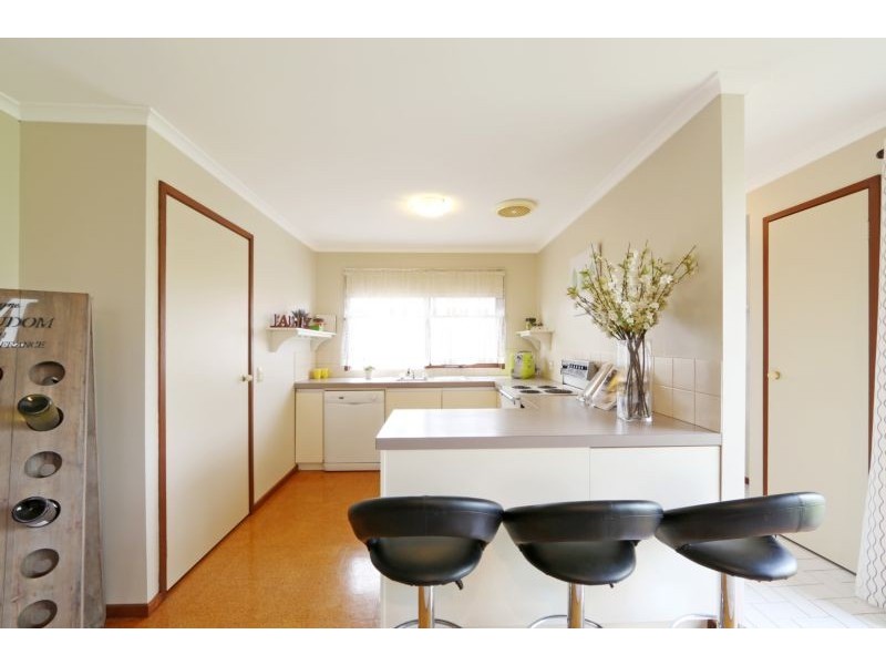 224 Dandelion Drive, Rowville VIC 3178