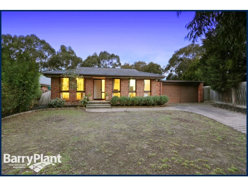 11 Airlie Court, Rowville VIC 3178
