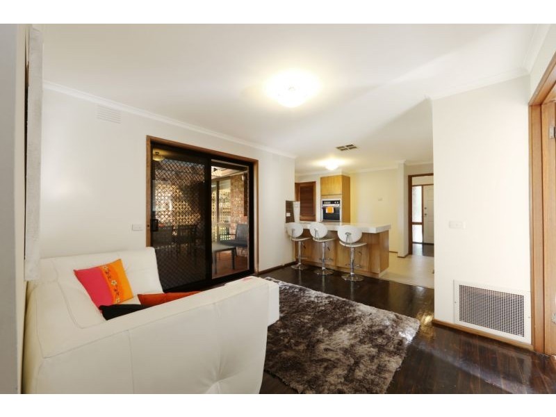 11 Airlie Court, Rowville VIC 3178