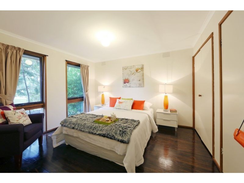 11 Airlie Court, Rowville VIC 3178