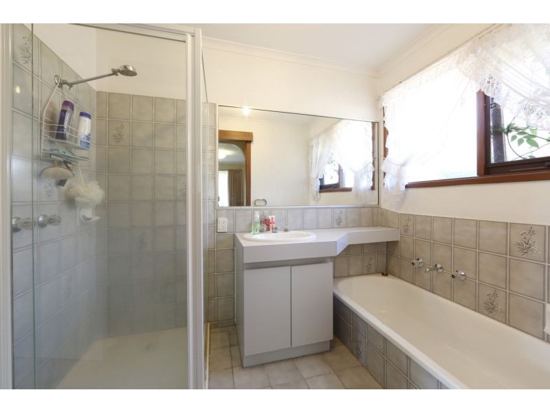 10 Frank Court, Lysterfield VIC 3156