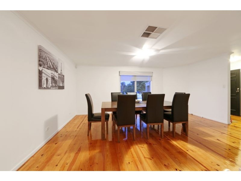 3 Barellan Close, Rowville VIC 3178