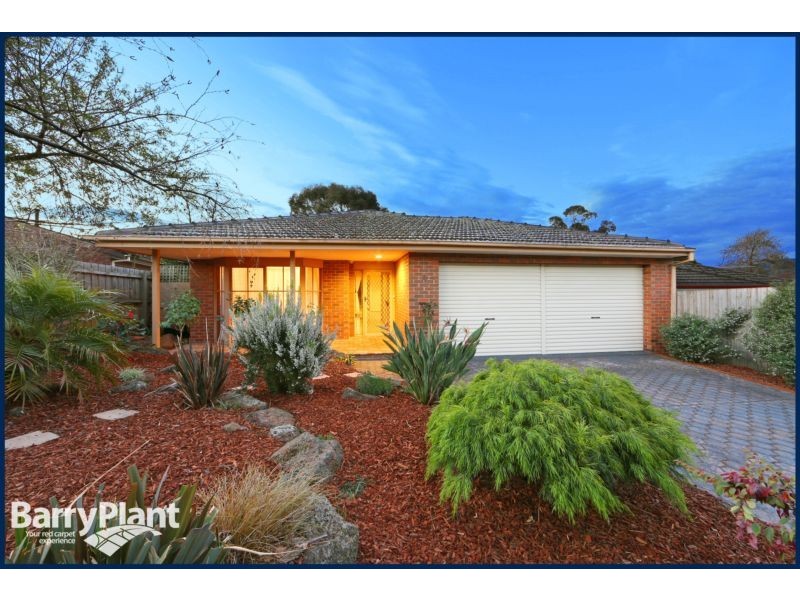 4 Trevena Close, Rowville VIC 3178