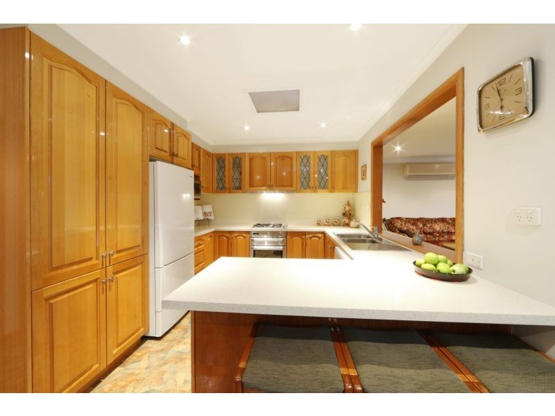 6 Muirfield Court, Rowville VIC 3178