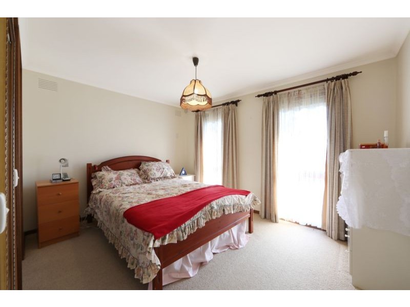 7 Loddon Close, Rowville VIC 3178