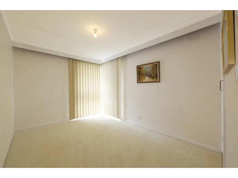 12 Powells Road, Lysterfield VIC 3156