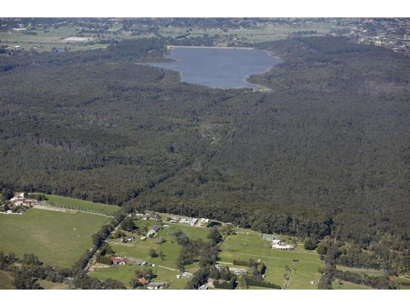 12 Powells Road, Lysterfield VIC 3156