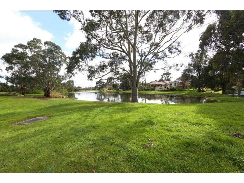 25 Bridgewater Way, Rowville VIC 3178