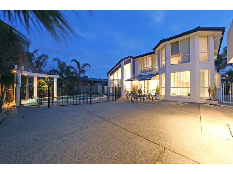 400 Dandelion Drive, Rowville VIC 3178