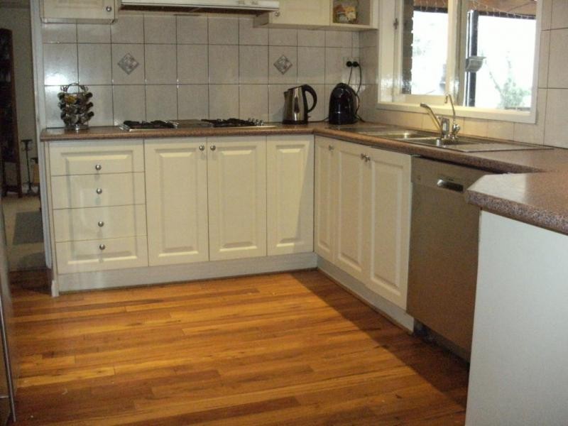 17 Jenhill Court, Rowville VIC 3178