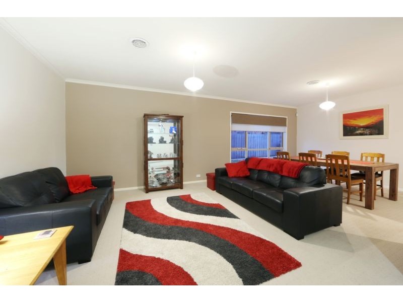 6 Webb Court, Rowville VIC 3178