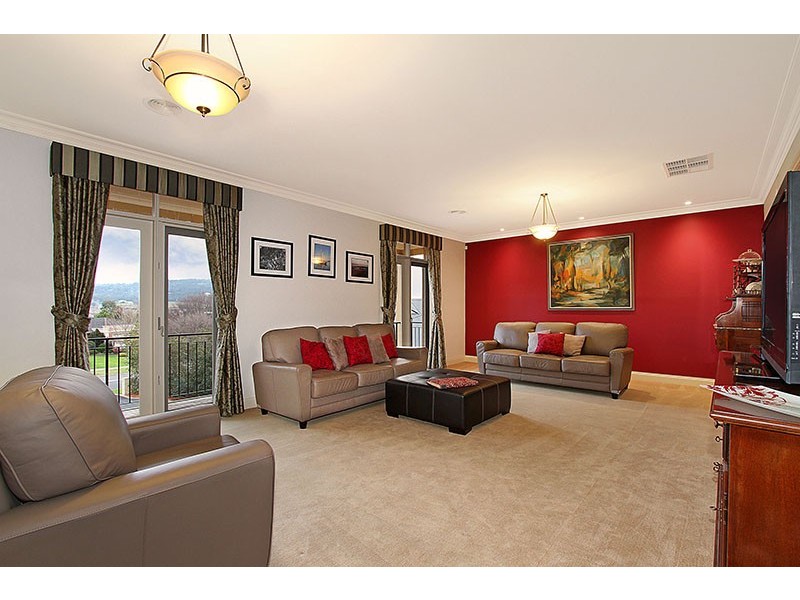 53 Grange Drive, Lysterfield VIC 3156