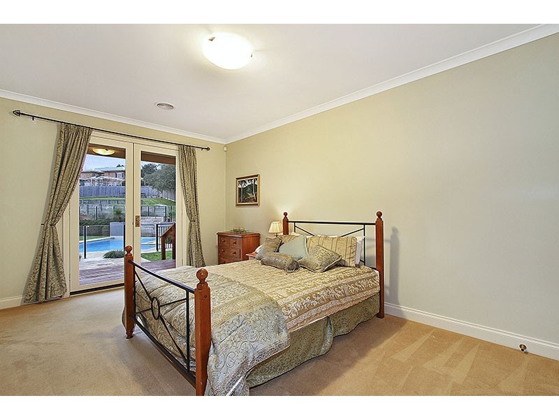 53 Grange Drive, Lysterfield VIC 3156