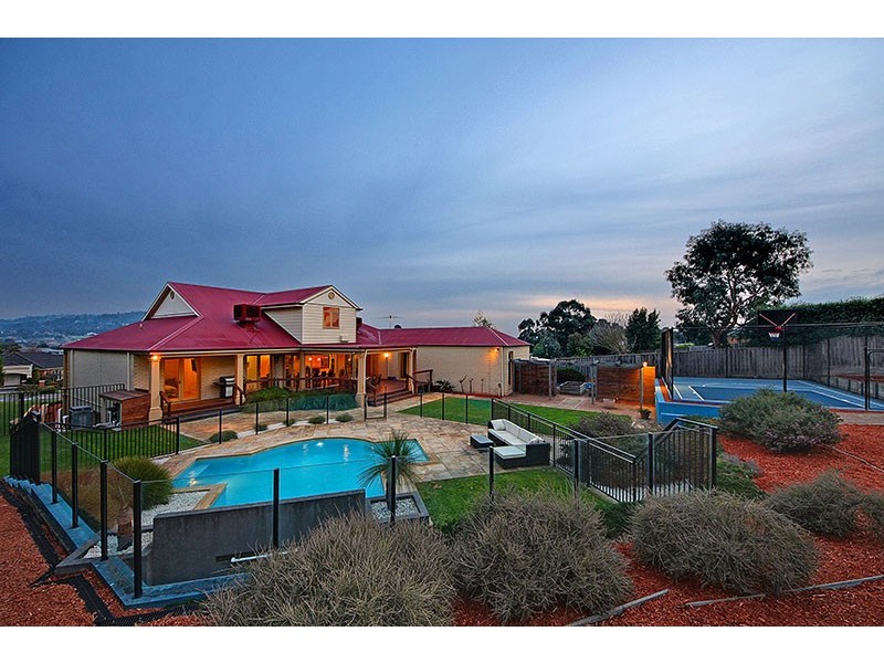 53 Grange Drive, Lysterfield VIC 3156