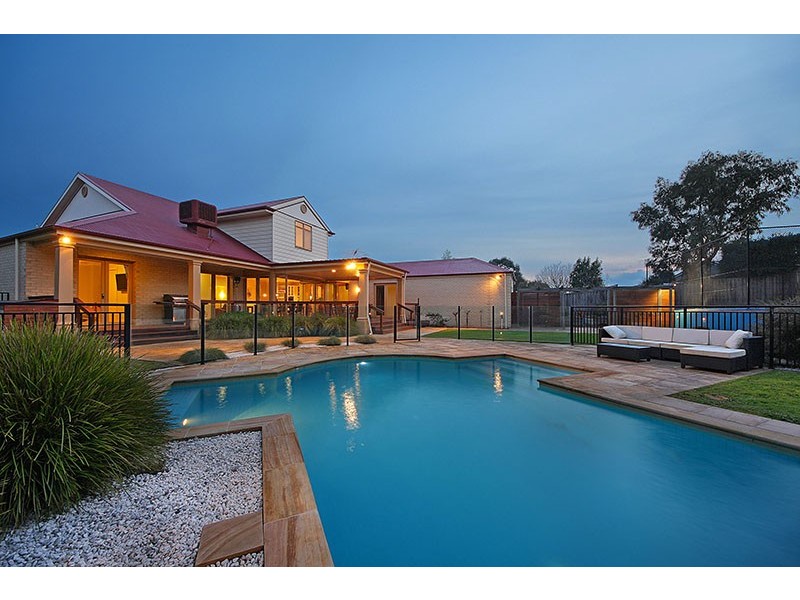 53 Grange Drive, Lysterfield VIC 3156