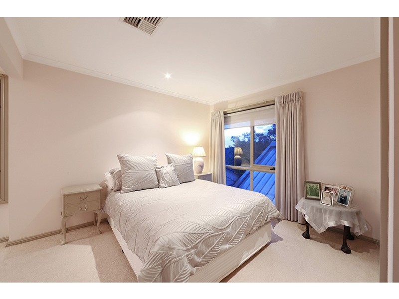 12 Palmerston Road, Lysterfield VIC 3156