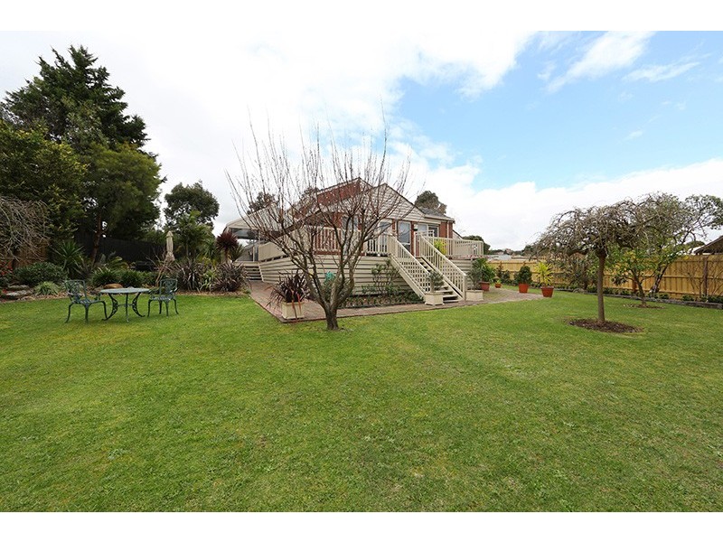 12 Palmerston Road, Lysterfield VIC 3156