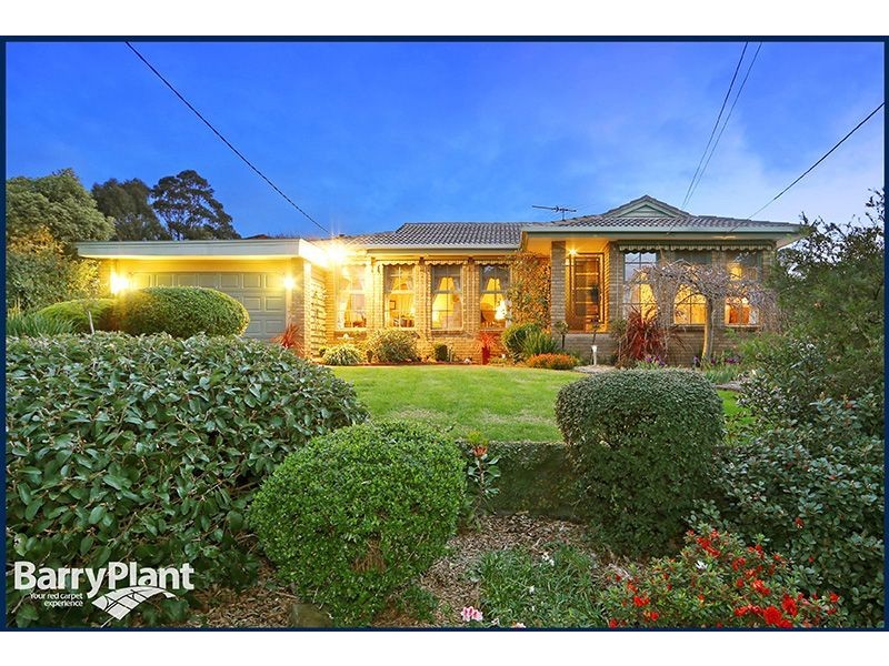 28 Cambden Park Parade, Ferntree Gully VIC 3156