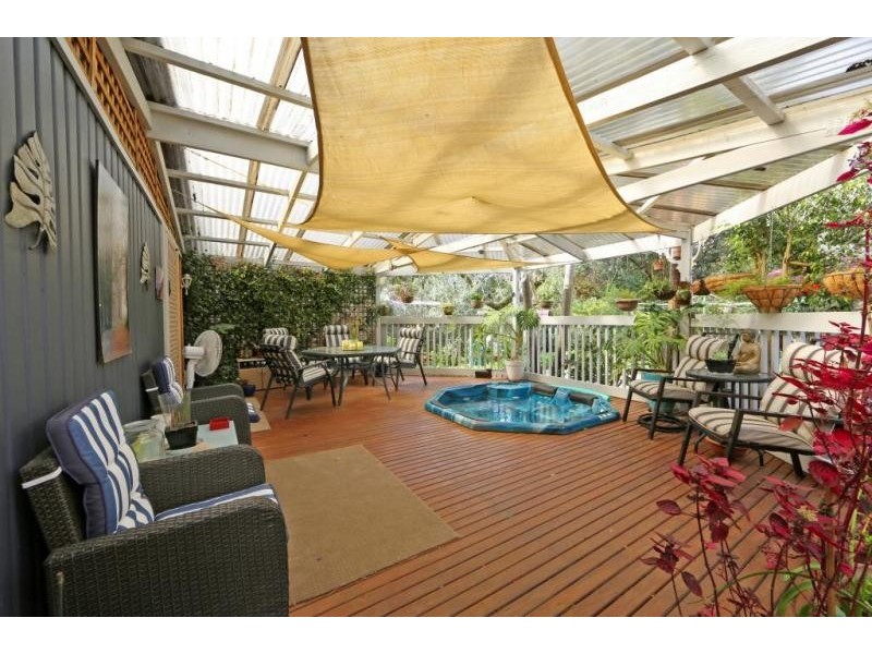 24 Philip Road, Knoxfield VIC 3180