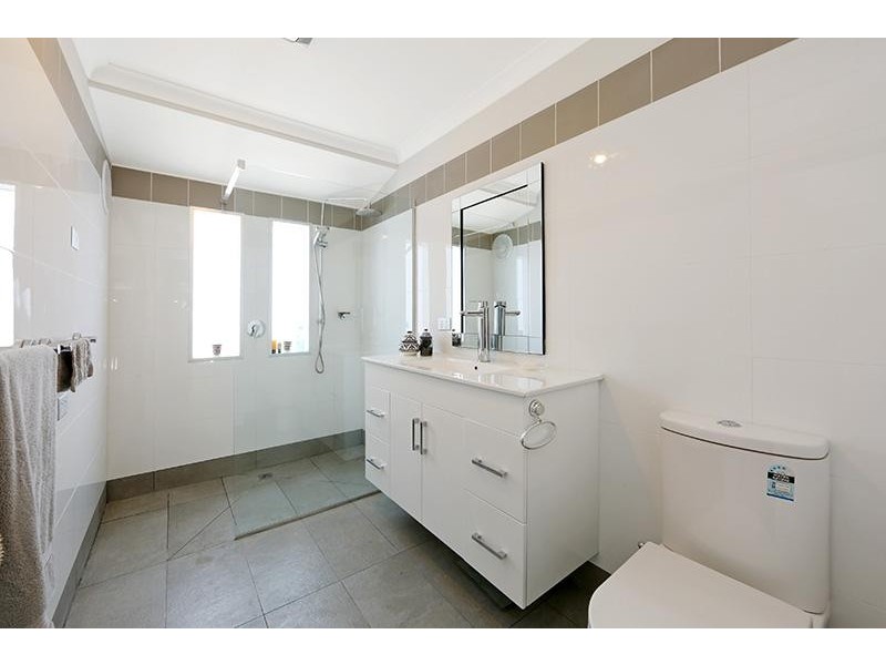 27 Hillview Avenue, Rowville VIC 3178