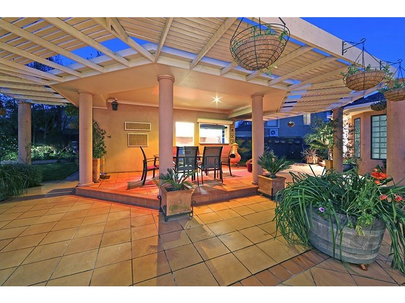 21 Silkwood Way, Rowville VIC 3178