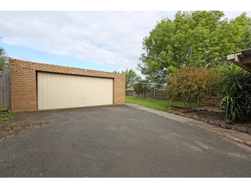 10 Luton Court, Rowville VIC 3178