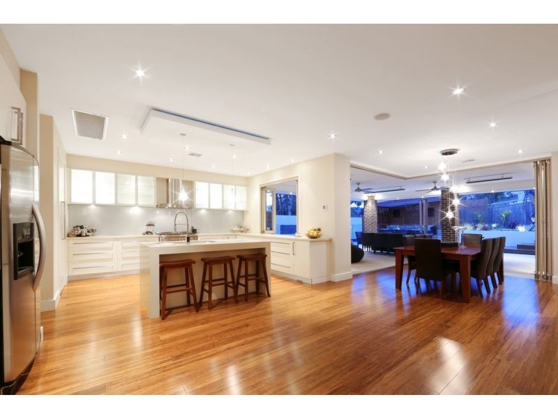 2 Hayes Court, Lysterfield VIC 3156