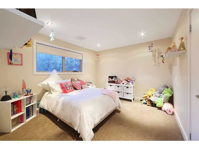 2 Hayes Court, Lysterfield VIC 3156