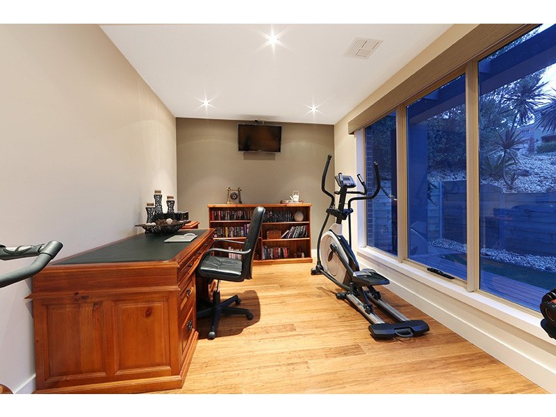 2 Hayes Court, Lysterfield VIC 3156