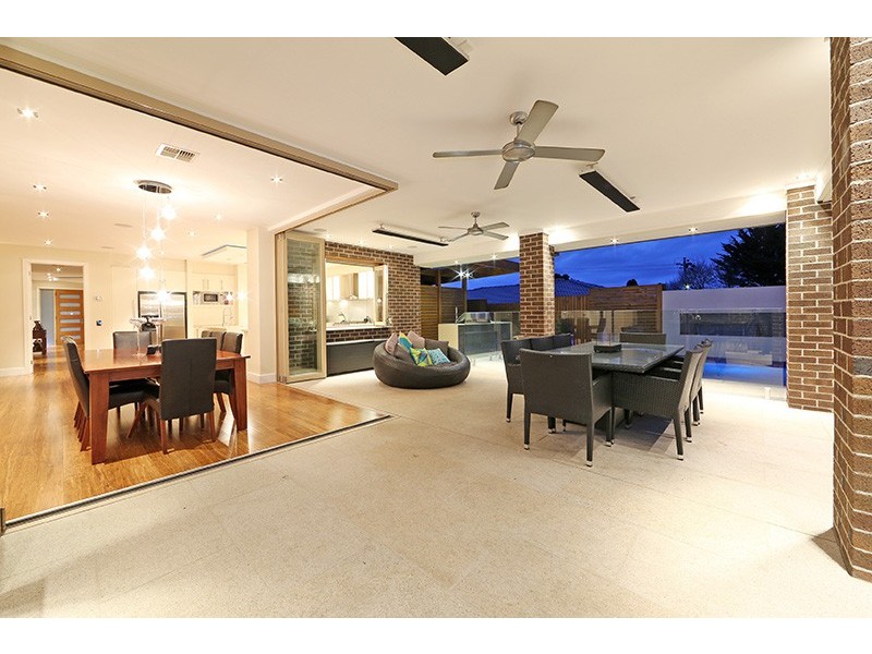 2 Hayes Court, Lysterfield VIC 3156