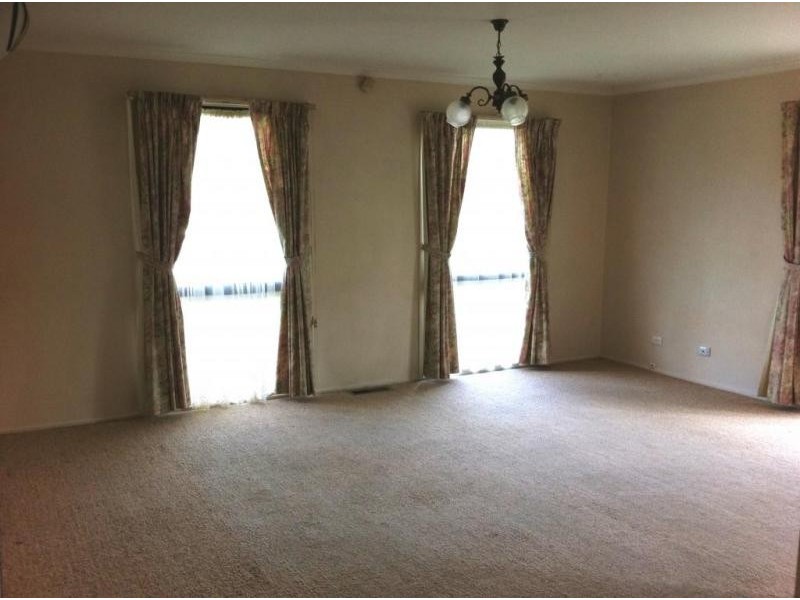 22 Fleetwood Drive, Narre Warren VIC 3805