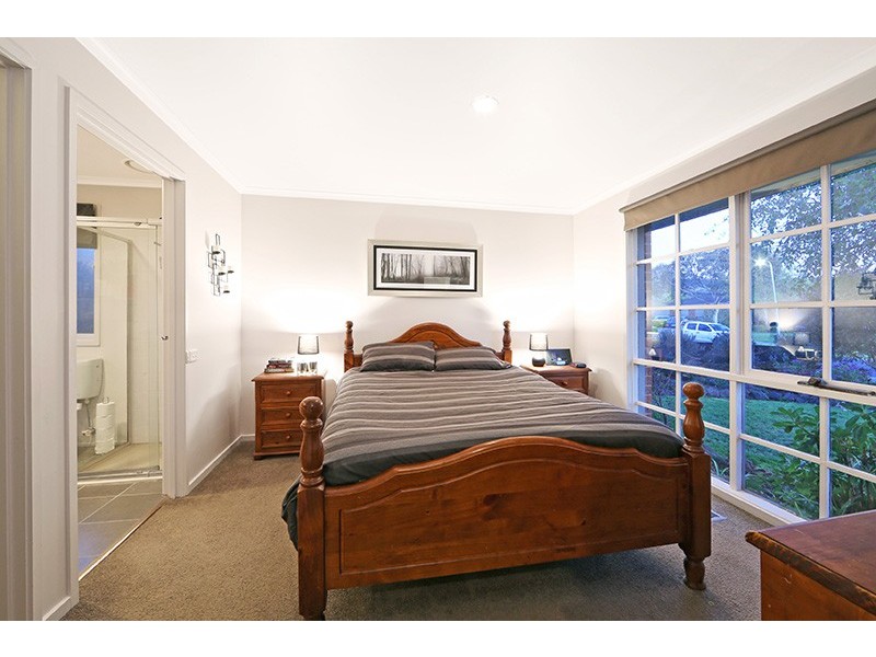 2 Ashview Court, Rowville VIC 3178