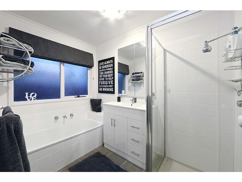 2 Ashview Court, Rowville VIC 3178