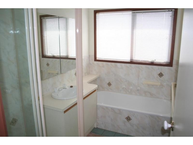 10 Trisha Drive, Rowville VIC 3178