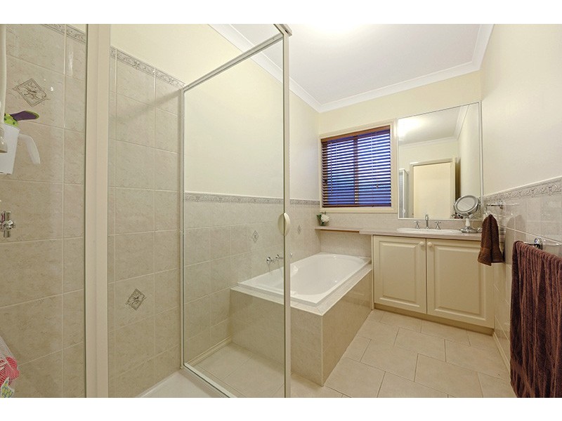 2/47 Shearer Drive, Rowville VIC 3178