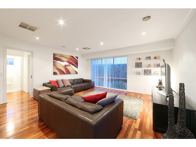 9 Golding Avenue, Rowville VIC 3178