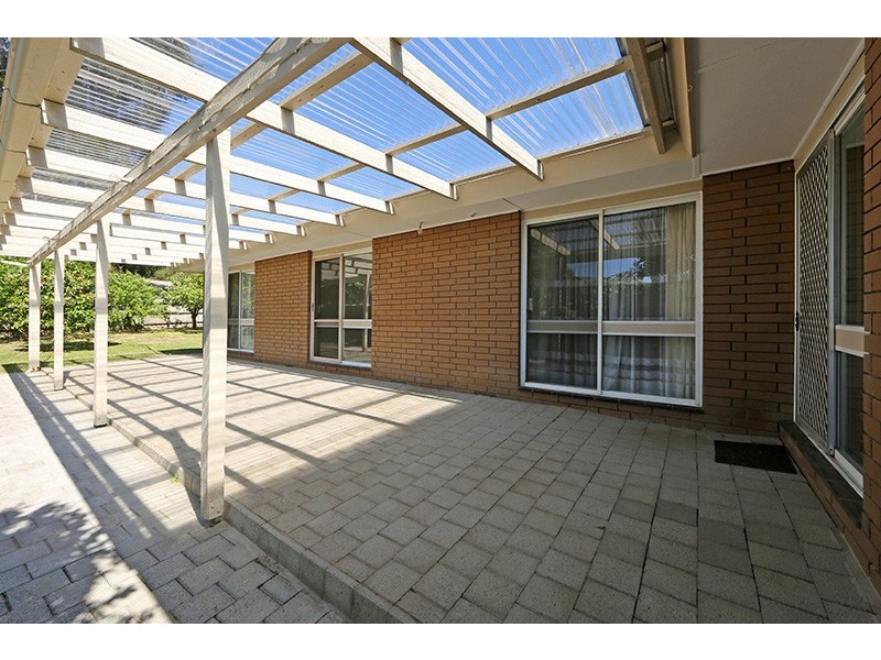 23 Deschamp Crescent, Rowville VIC 3178