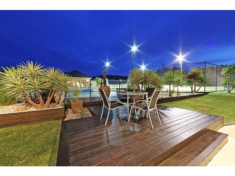 121 Grange Drive, Lysterfield VIC 3156