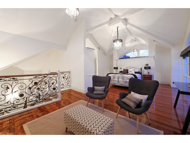 121 Grange Drive, Lysterfield VIC 3156