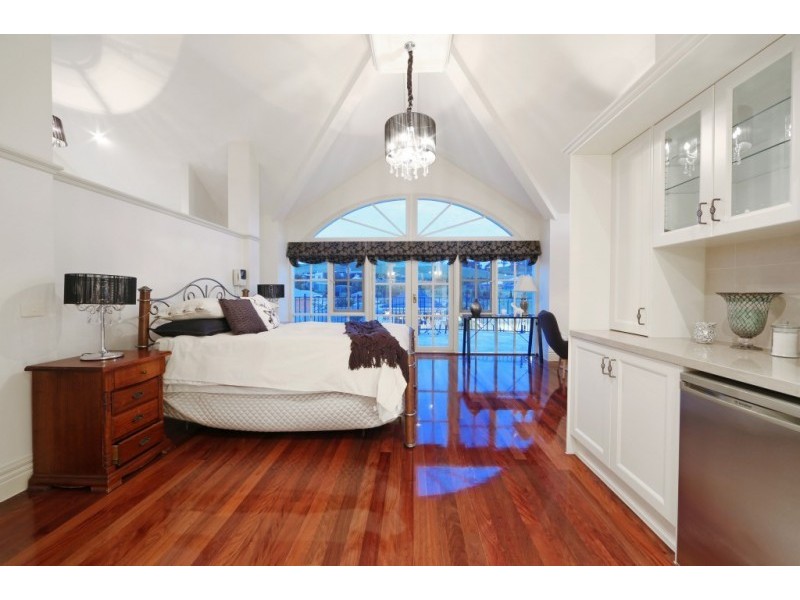 121 Grange Drive, Lysterfield VIC 3156