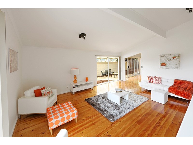 8 Ontario Place, Rowville VIC 3178