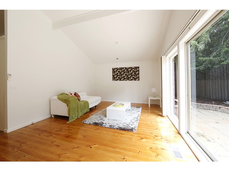 8 Ontario Place, Rowville VIC 3178