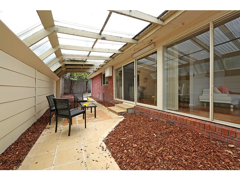 8 Ontario Place, Rowville VIC 3178