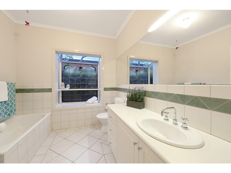 435 Dandelion Drive, Rowville VIC 3178