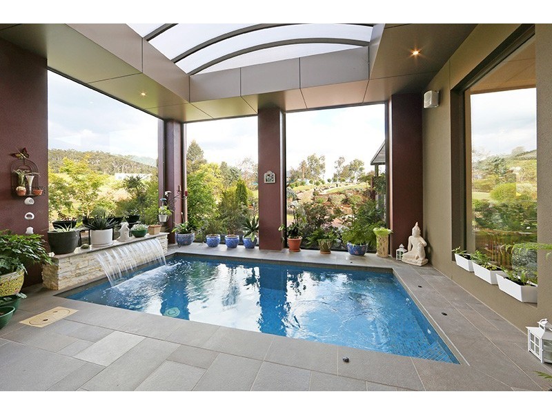 18 Logan Court, Lysterfield VIC 3156