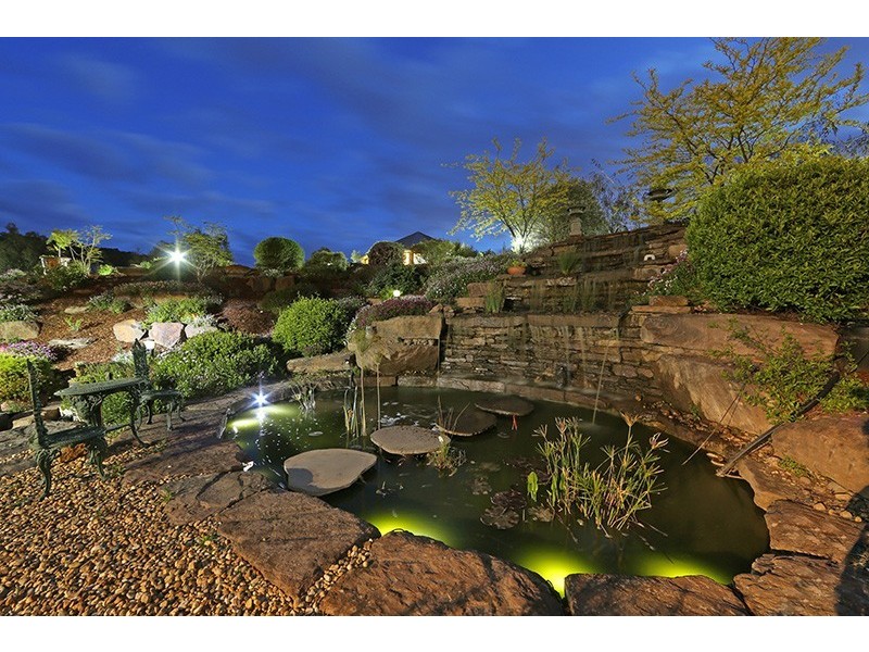 18 Logan Court, Lysterfield VIC 3156